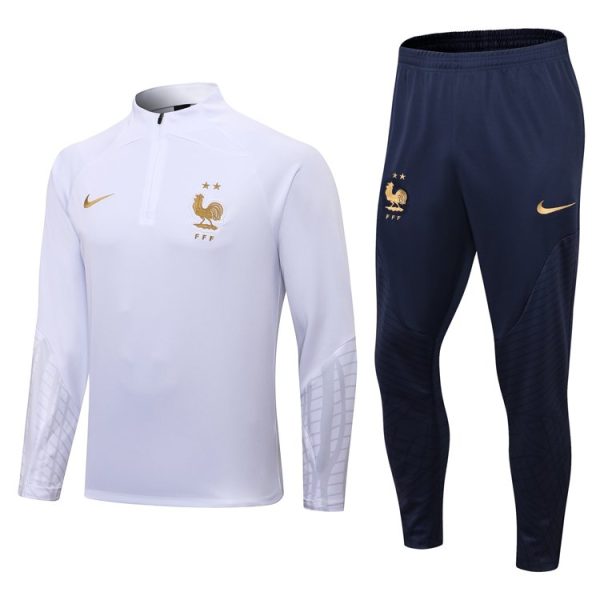 Conjunto entrenamiento Francia 23/24