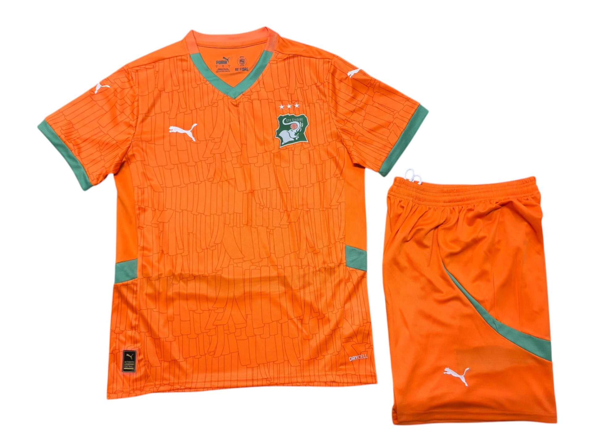 Conjunto Costa de Marfil 2025 1ª equipación