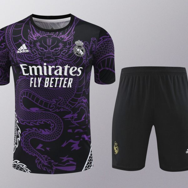 Conjunto de calentamiento Real Madrid dragón morado