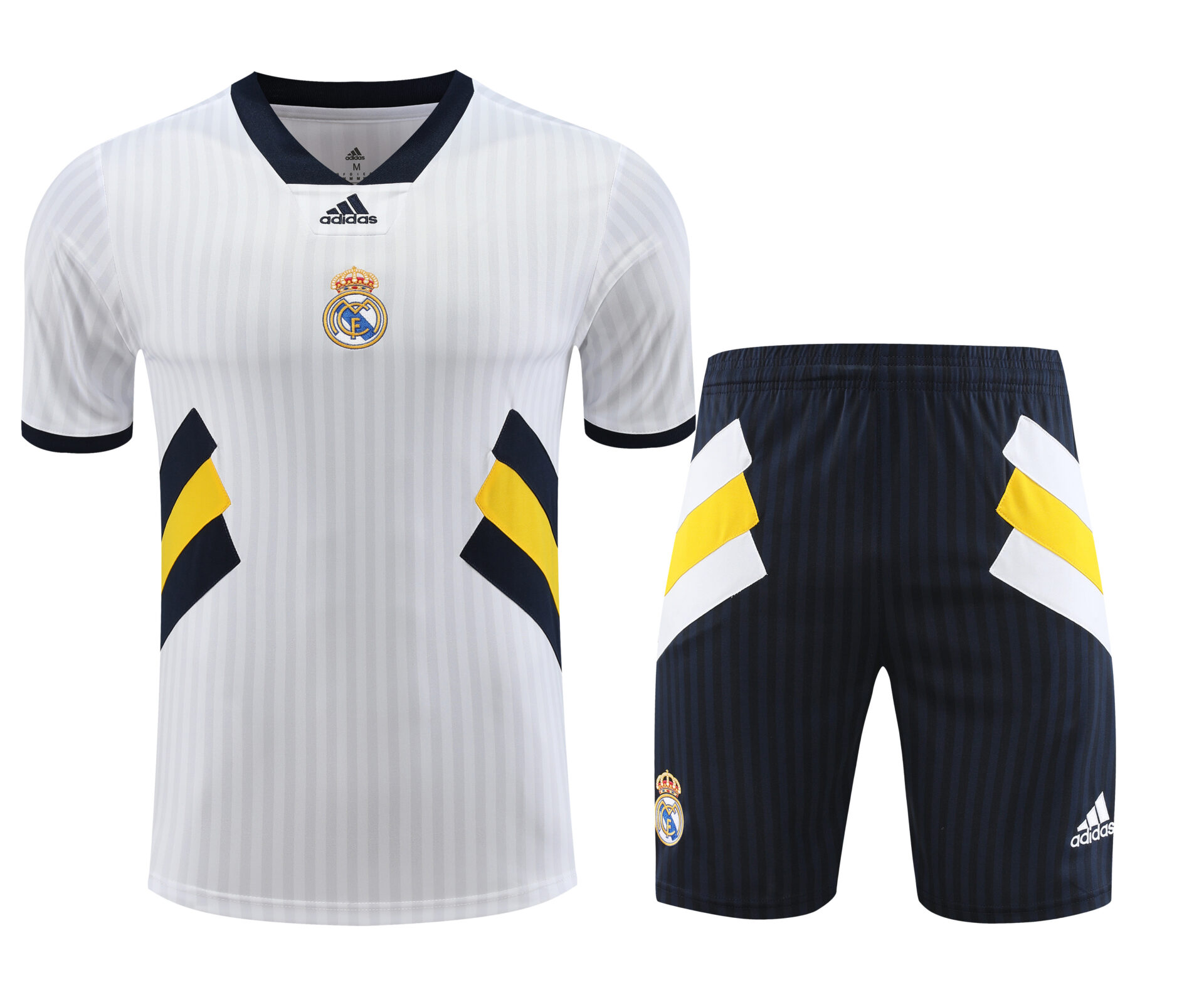 Conjunto de calentamiento Real Madrid blanco rayas